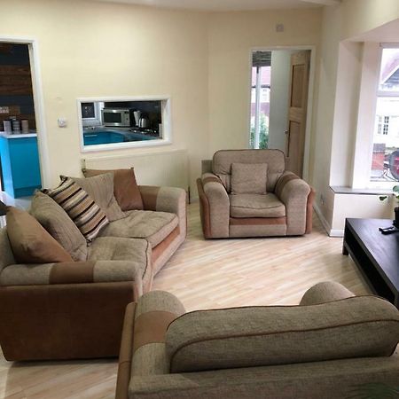 Treetops Flat2 Hall Green B28 Birmingham Dış mekan fotoğraf
