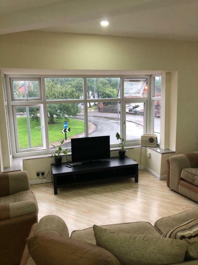 Treetops Flat2 Hall Green B28 Birmingham Dış mekan fotoğraf